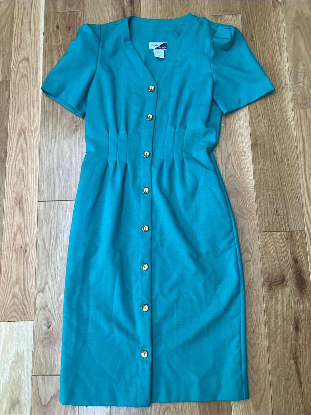 Sleek Teal Button-Front Midi Dress with Short Sleeves